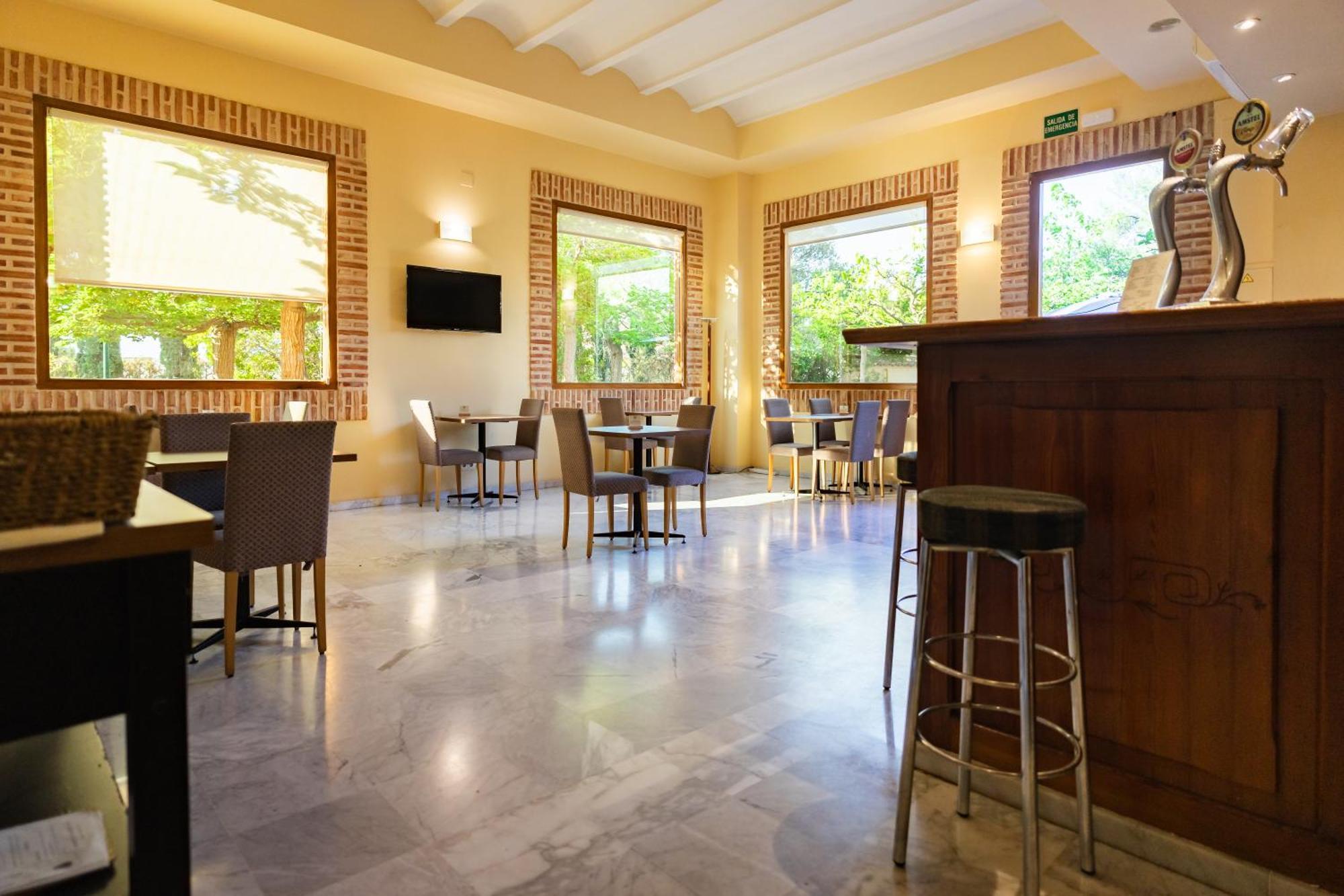 Ad Hoc Parque Otel Bétera Dış mekan fotoğraf